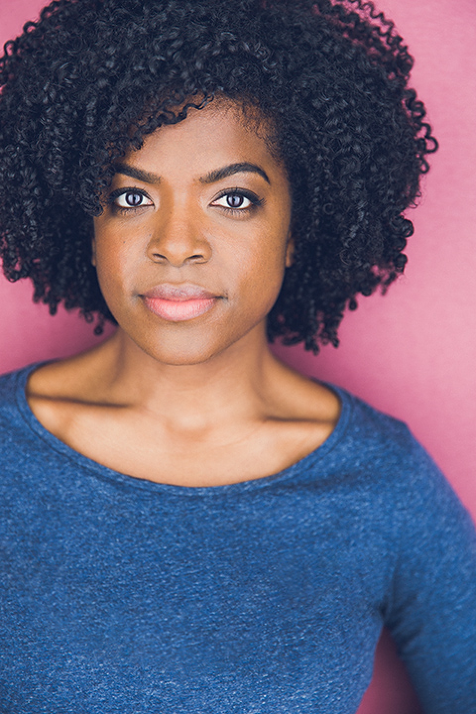 Alumna Ashley Bryant in Broadway&#039;s &quot;The Play That Goes Wrong&quot;